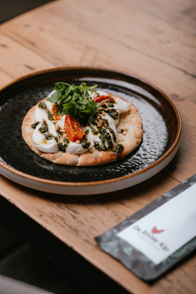 Gerecht op tafel bij De Rooie Kip